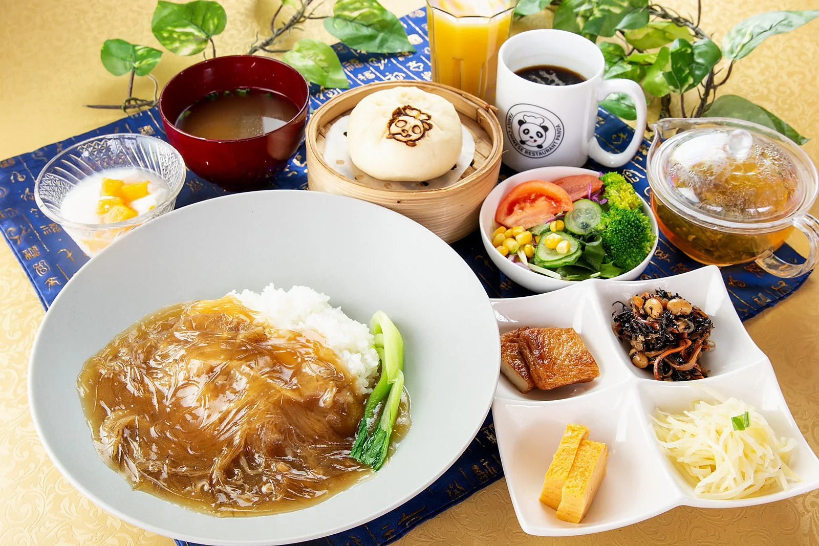 数量限定・フカヒレ丼セット